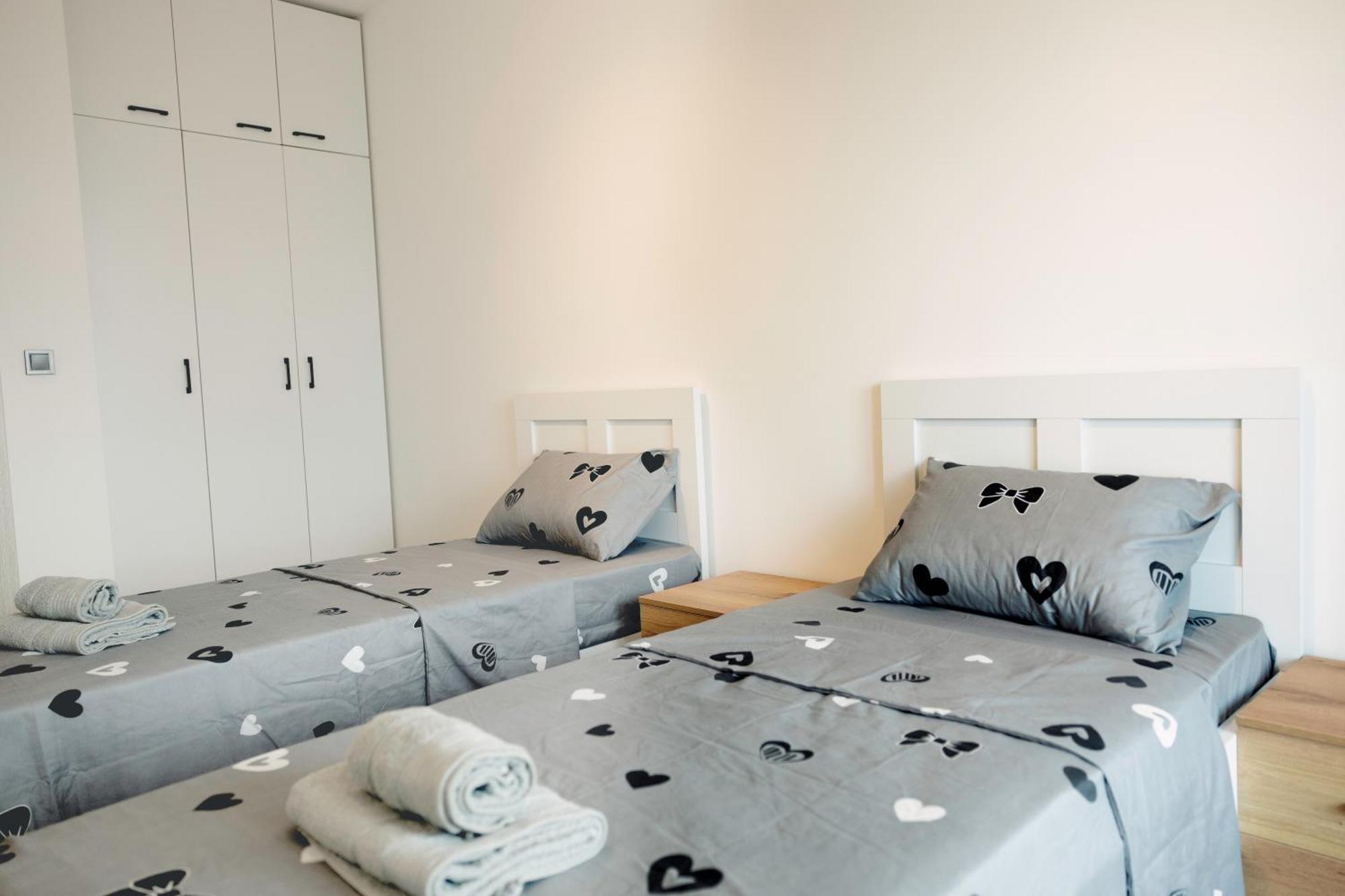 33Rd Floor Twin Apartments In Cevahir Sky City Complex With Pool, Spa, Fitness And Parking Included In Price Skopje Exteriér fotografie
