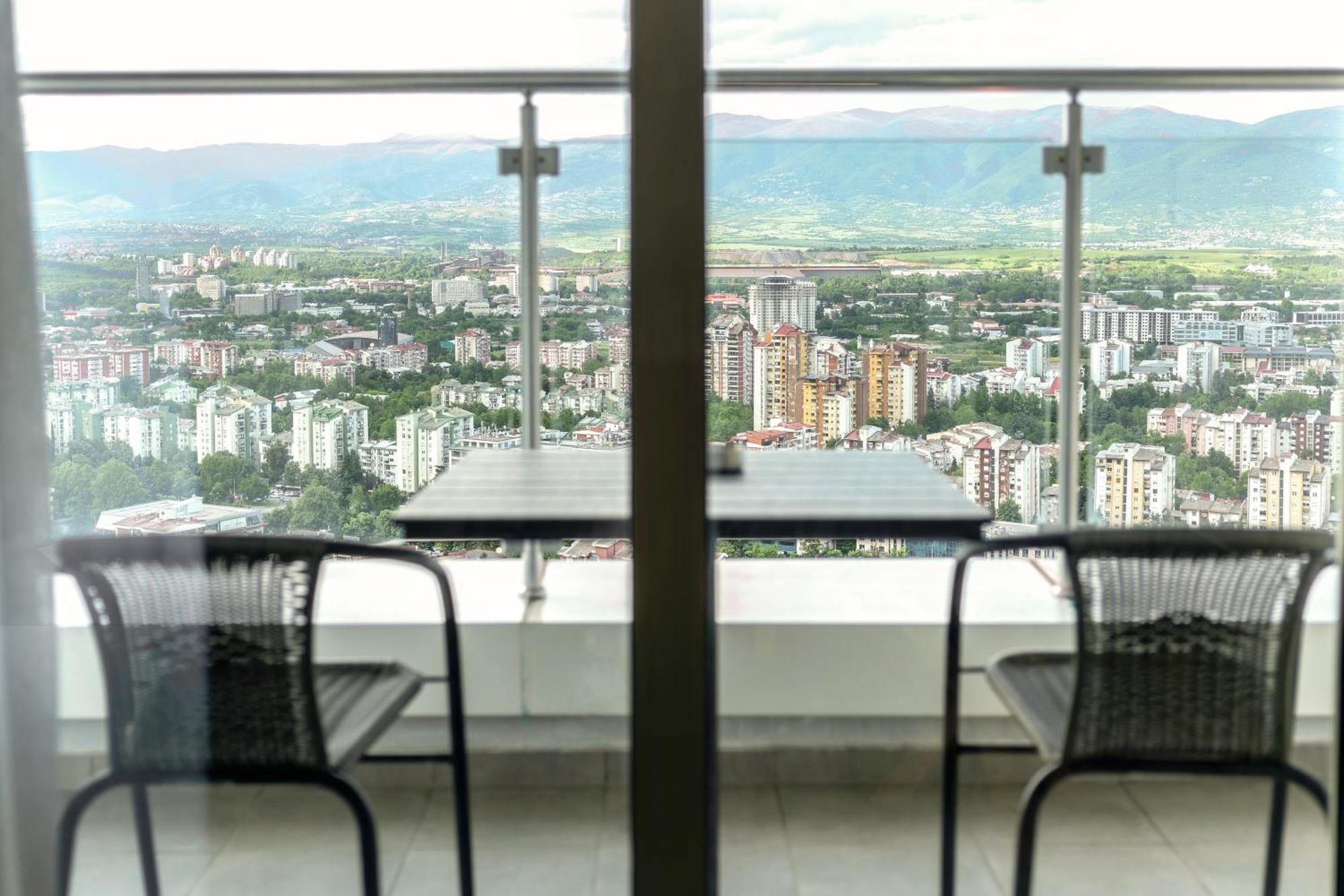 33Rd Floor Twin Apartments In Cevahir Sky City Complex With Pool, Spa, Fitness And Parking Included In Price Skopje Exteriér fotografie